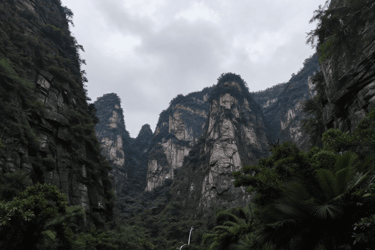 装饰用途素材：水墨山水：自然与人文的和谐之美