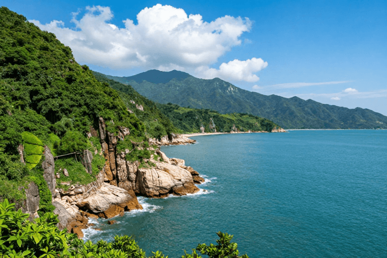 海岸风光素材：碧海青山：壮丽海岸线的自然之美