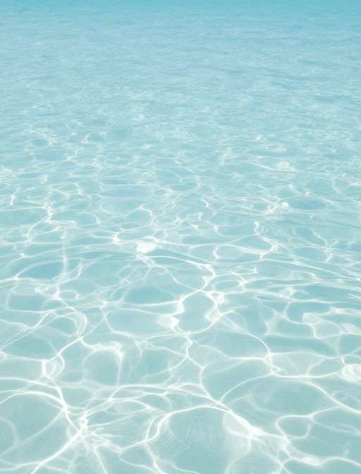 #海水摄影素材：清澈见底的海水：纯净淡蓝色的视觉盛宴