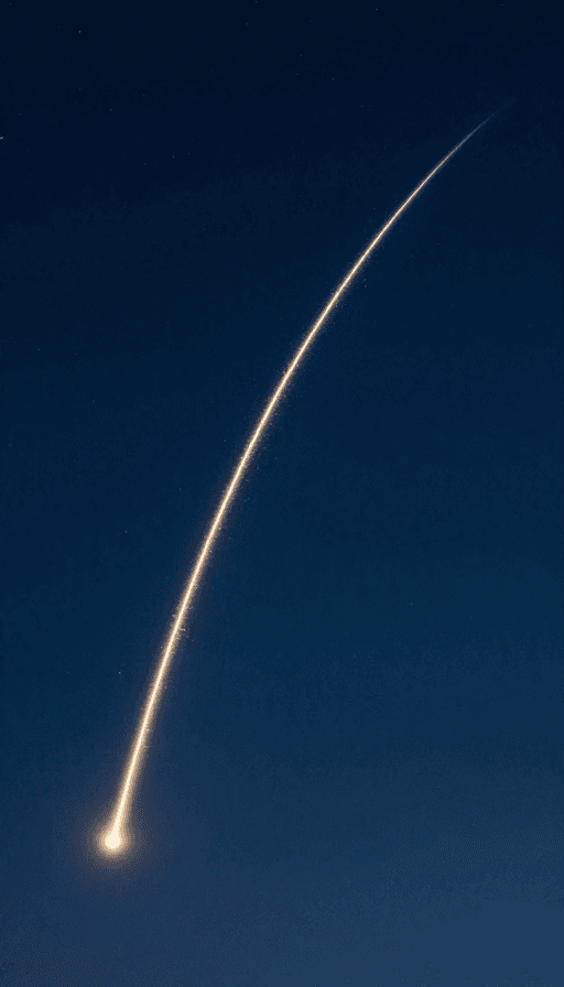 背景素材素材：流星划破星空：极简深蓝夜空下的璀璨弧线