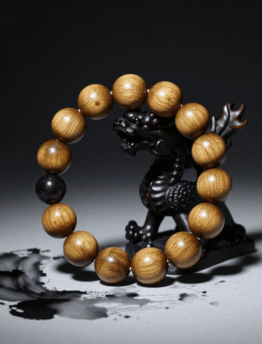 光影艺术素材：数字水墨交融·金丝楠木龙托手串特写