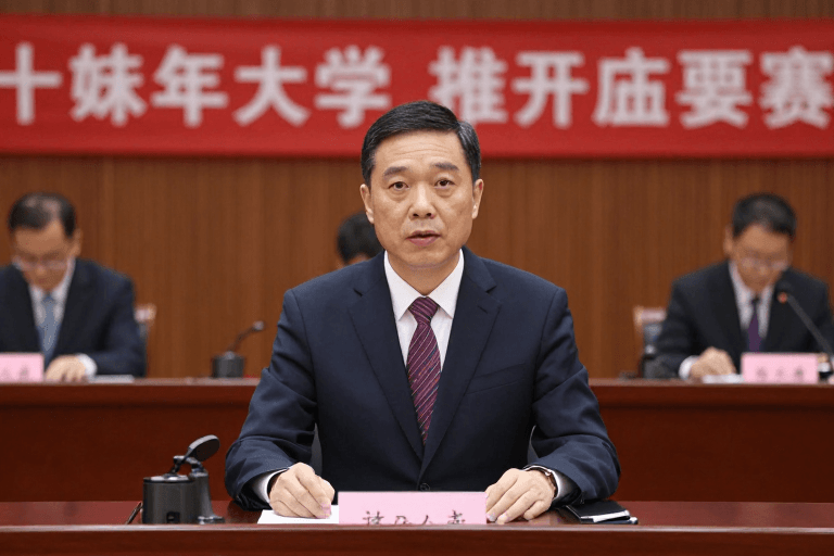 会议场景素材：激烈辩论赛现场：观点交锋与思维碰撞